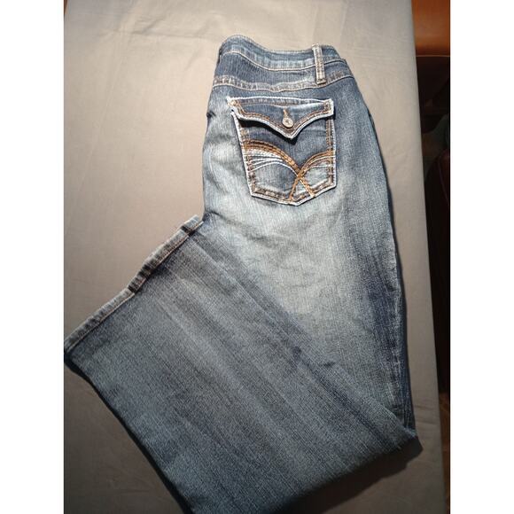 Cato Premium Jeans Women's Size 16wp - Picture 1 of 9